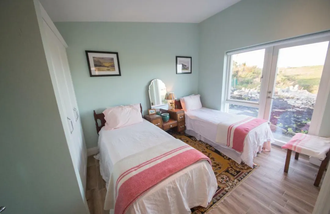 Clare Rose Cottage-1