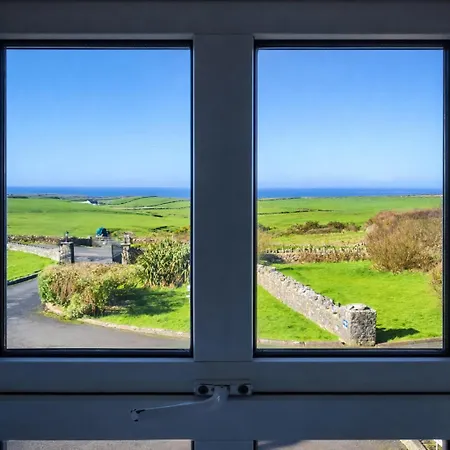 Aran View Holiday Homes Doolin - The Atlantic Stone House - Ocean Views-3