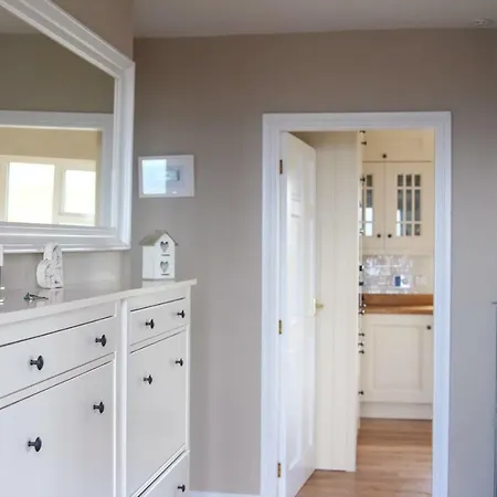 Atlantic Rose Cottage-2